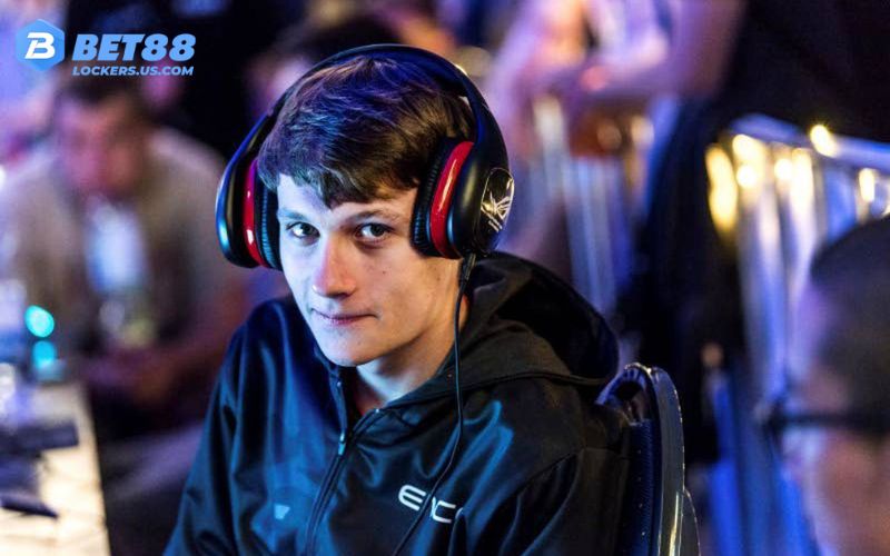 Thông tin cá nhân tác giả Serral